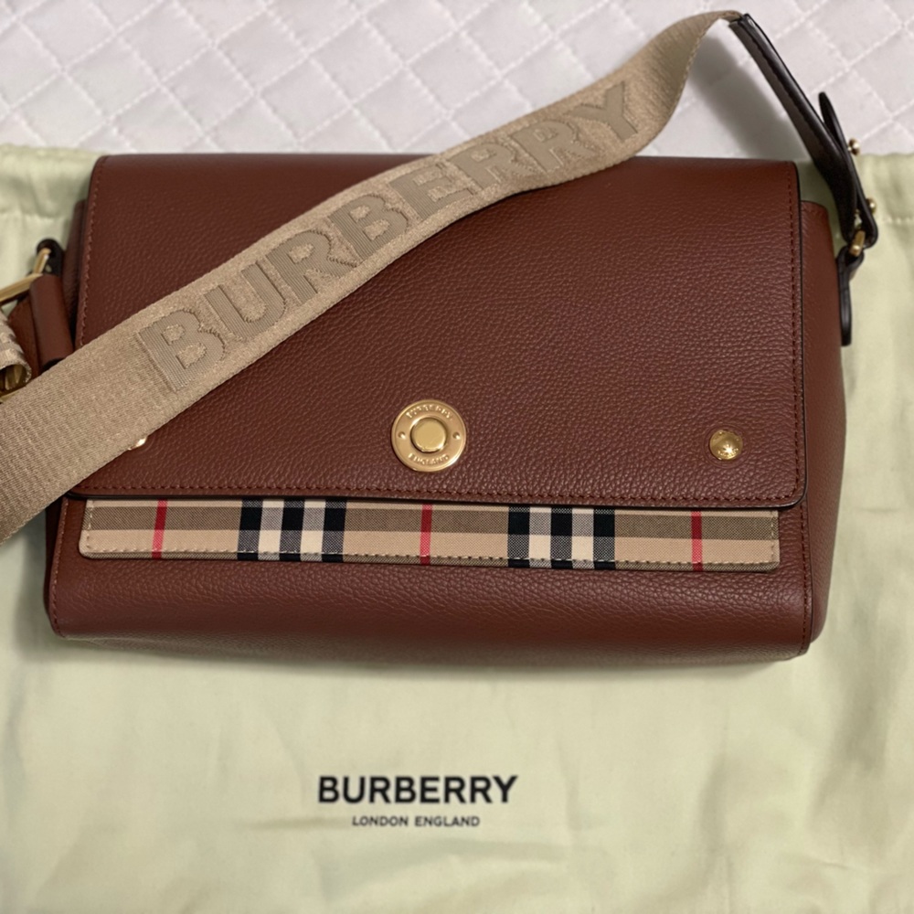 Burberry
Note Medium Vintage Check & Leather Crossbody Bag with Logo Web Strap - Picture 2 of 3